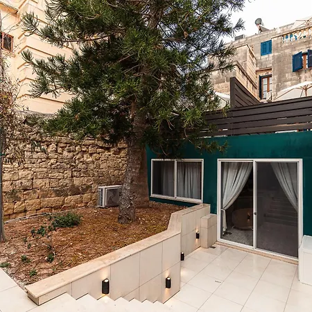 4 At Palazzo Seraphim Boutique Living In St Julians