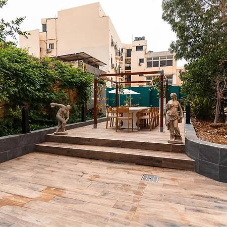 4 At Palazzo Seraphim Boutique Living In St Julians *