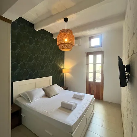 4 At Palazzo Seraphim Boutique Living In St Julians Affittacamere