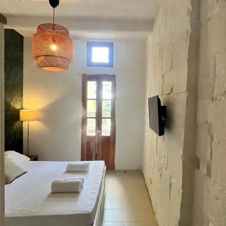 4 At Palazzo Seraphim Boutique Living In St Julians *