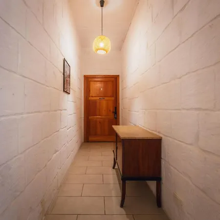 4 At Palazzo Seraphim Boutique Living In St Julians
