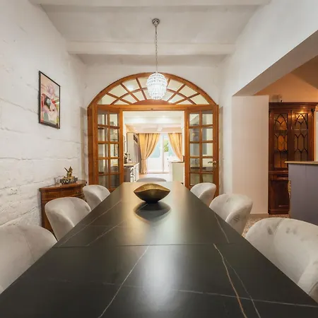 4 At Palazzo Seraphim Boutique Living In St Julians 3* Saint Julian's