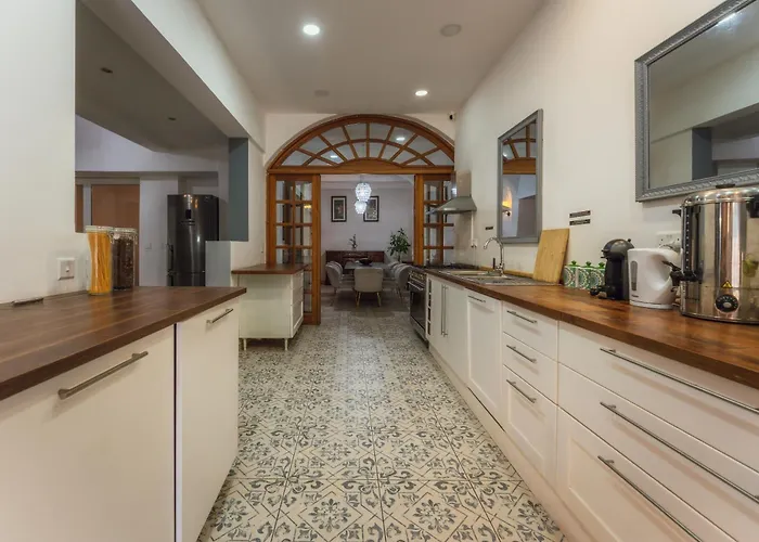 Konukevi 4 At Palazzo Seraphim Boutique Living In St Julians 3*