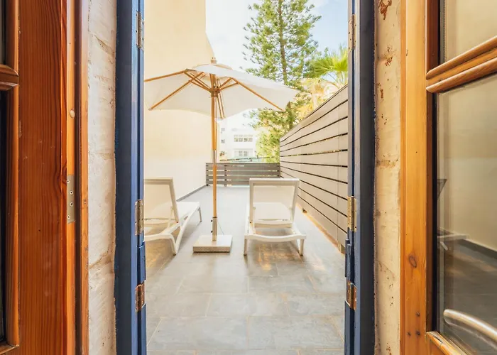 Konukevi 4 At Palazzo Seraphim Boutique Living In St Julians 3*