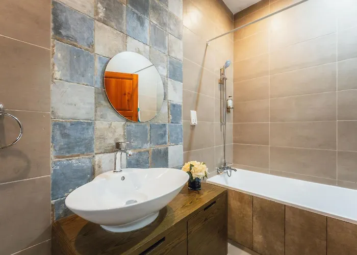 4 At Palazzo Seraphim Boutique Living In St Julians Konukevi