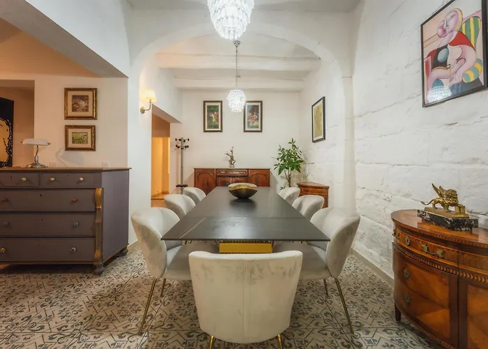 4 At Palazzo Seraphim Boutique Living In St Julians 3*