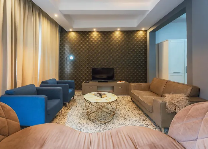 4 At Palazzo Seraphim Boutique Living In St Julians Konukevi