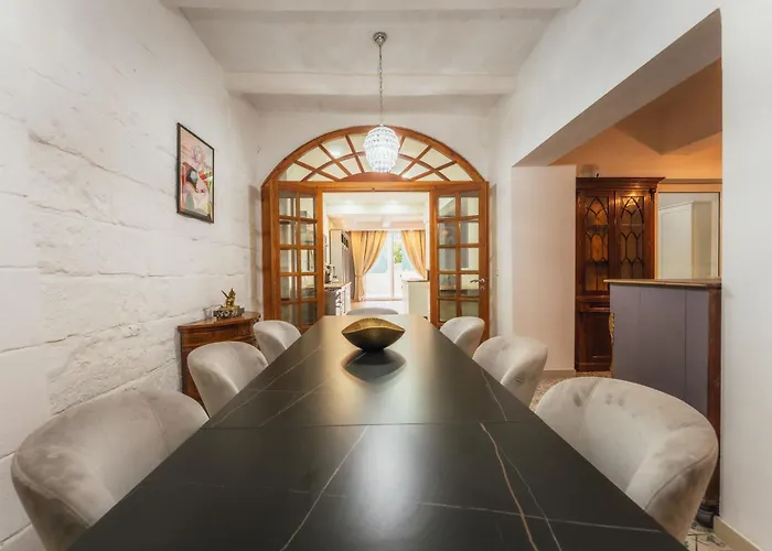 4 At Palazzo Seraphim Boutique Living In St Julians 3* Saint Julian's