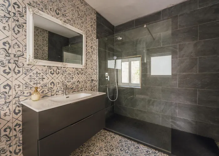 4 At Palazzo Seraphim Boutique Living In St Julians 3*