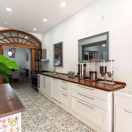 Gasthof 4 At Palazzo Seraphim Boutique Living In St Julians